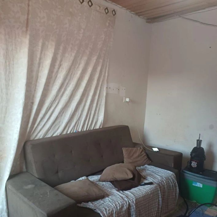 Casa á venda com 2 quartos no Vida Nova I em Campo Grande MS