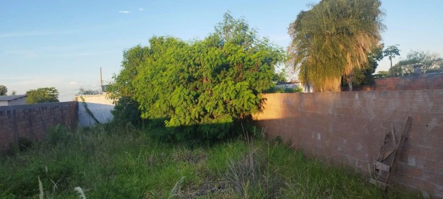 Vende bairro Nova Lima Terreno todo murado