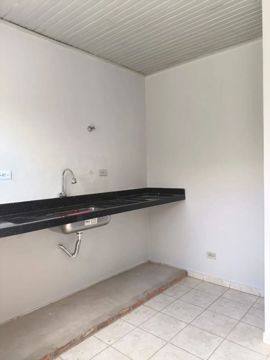 Casa condominio 01 suite 01 quarto edícula com quarto e banheiro