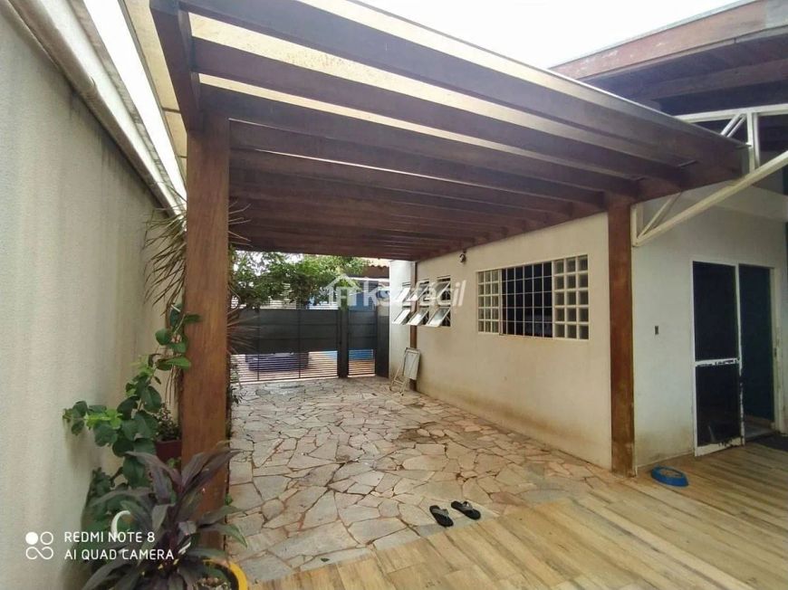 Casa Em Condomínio de 3 Quartos