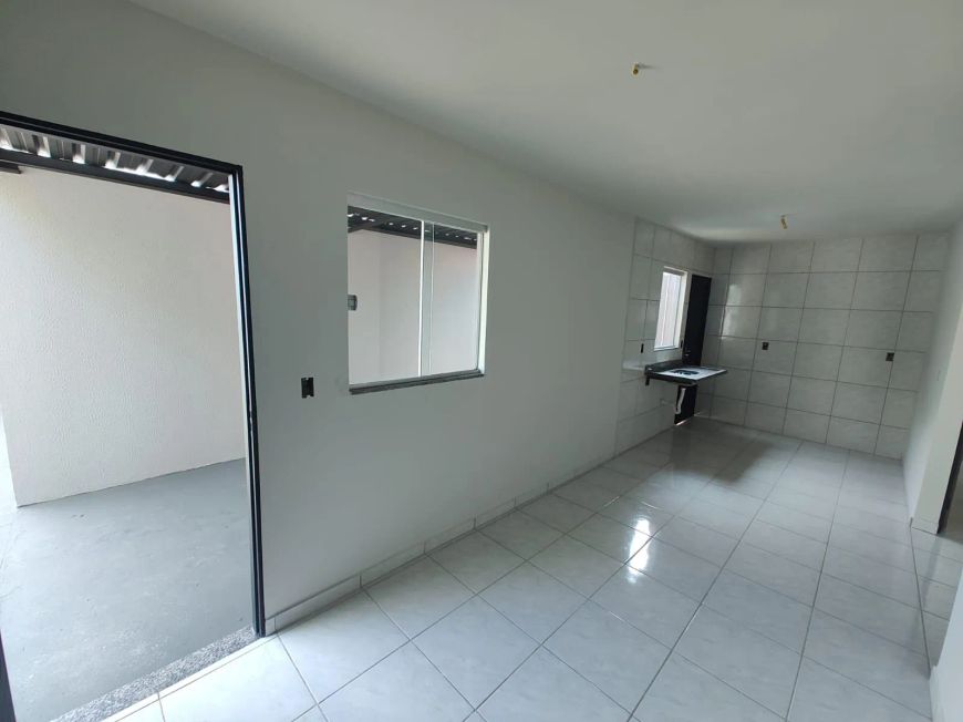 Casa de condomínio com bônus Moradia