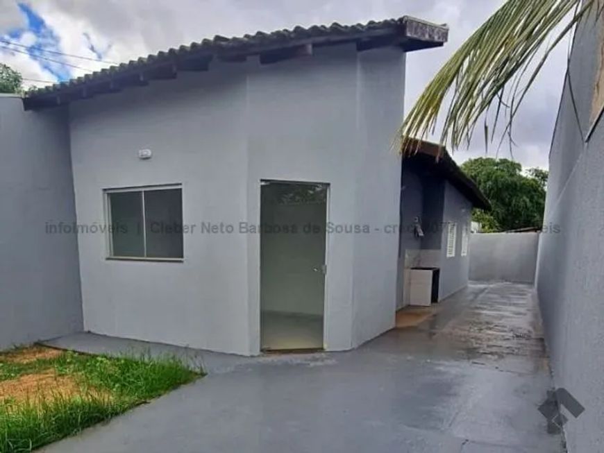 IMÓVEL COM 2 DORMITÓRIOS E TODO REFORMADO