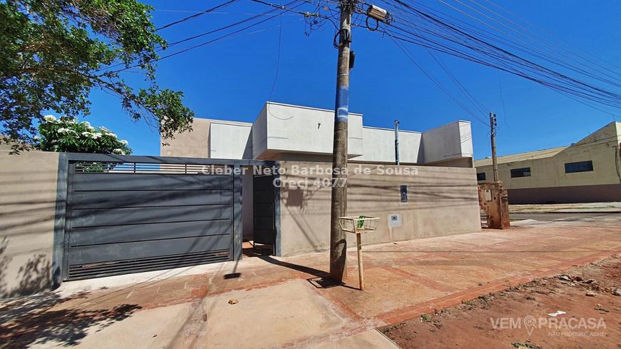 Imóvel com suíte e vias rápidas até o centro