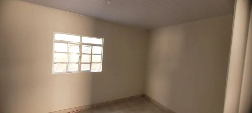 COM 2 QUARTOS E EDICULA