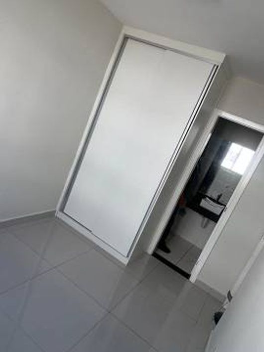 LINDO APARTAMENTO REFORMADO NO NOVA TIRADENTES