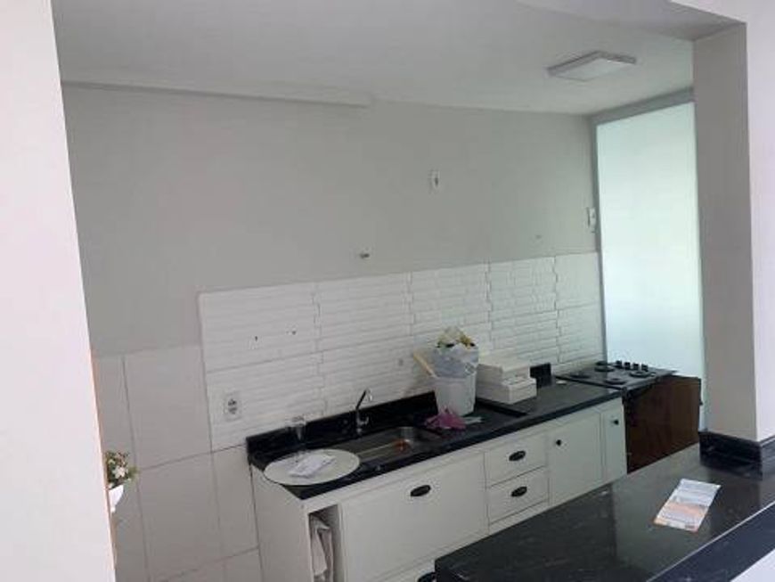 LINDO APARTAMENTO REFORMADO NO NOVA TIRADENTES