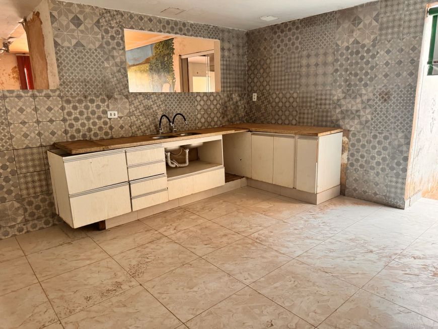 Imóvel para venda com 160 metros quadrados com 3 quartos