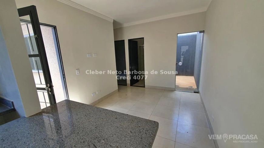 IMÓVEL COM SUÍTE