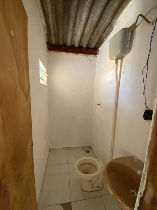 TERRENO COM 3 CASAS INDEPENDENTES