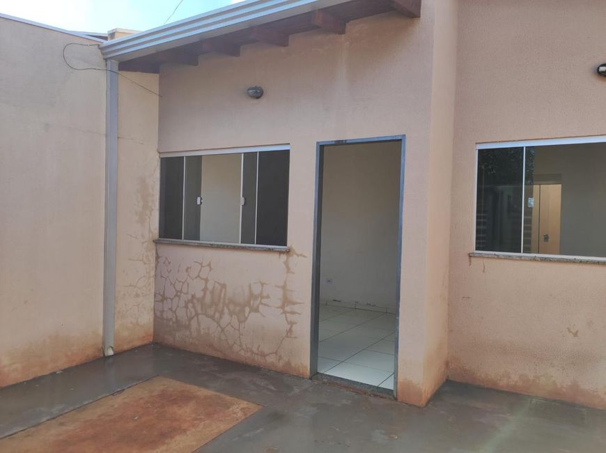 Casa de transferência no Jd aero rancho.