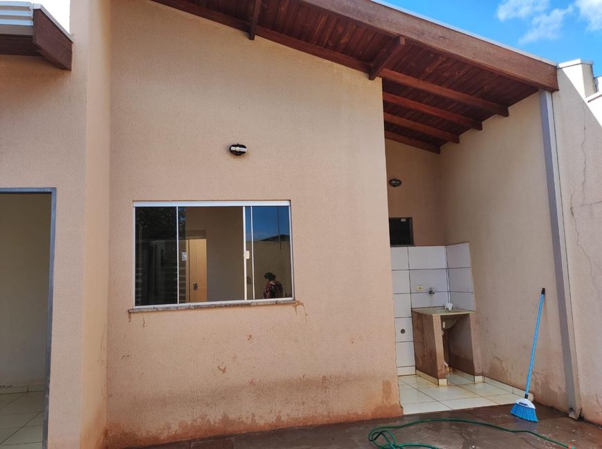 Casa de transferência no Jd aero rancho.