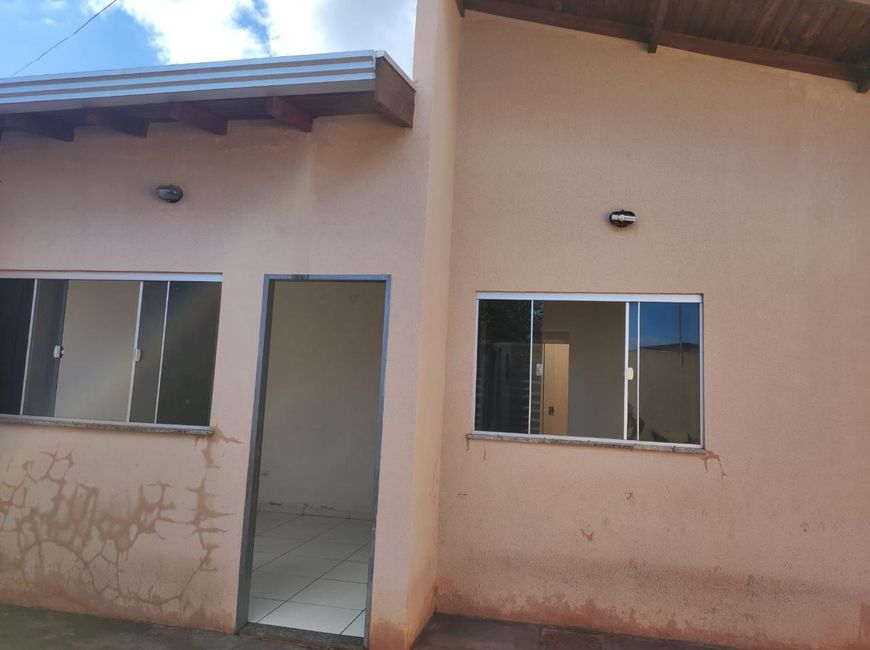Casa de transferência no Jd aero rancho.