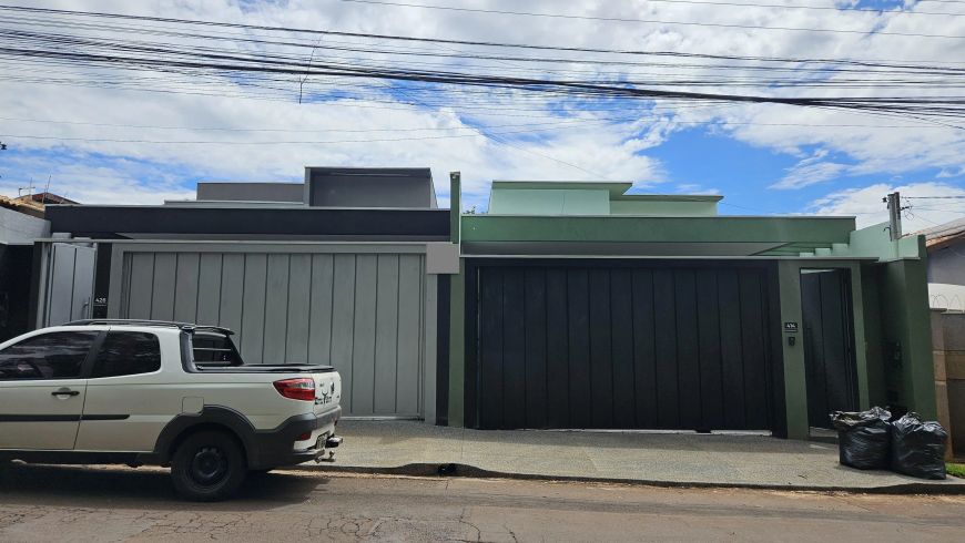 Bairro Seminário Linda casa com 3 quartos