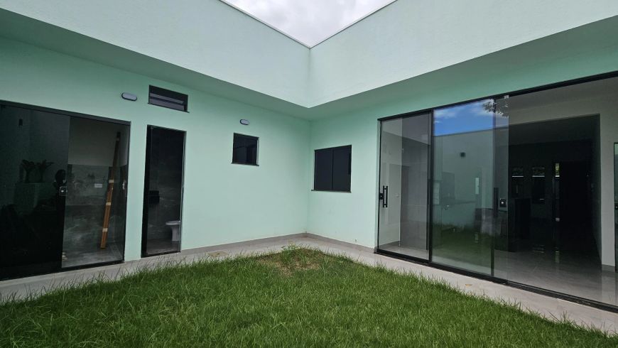 Bairro Seminário Linda casa com 3 quartos