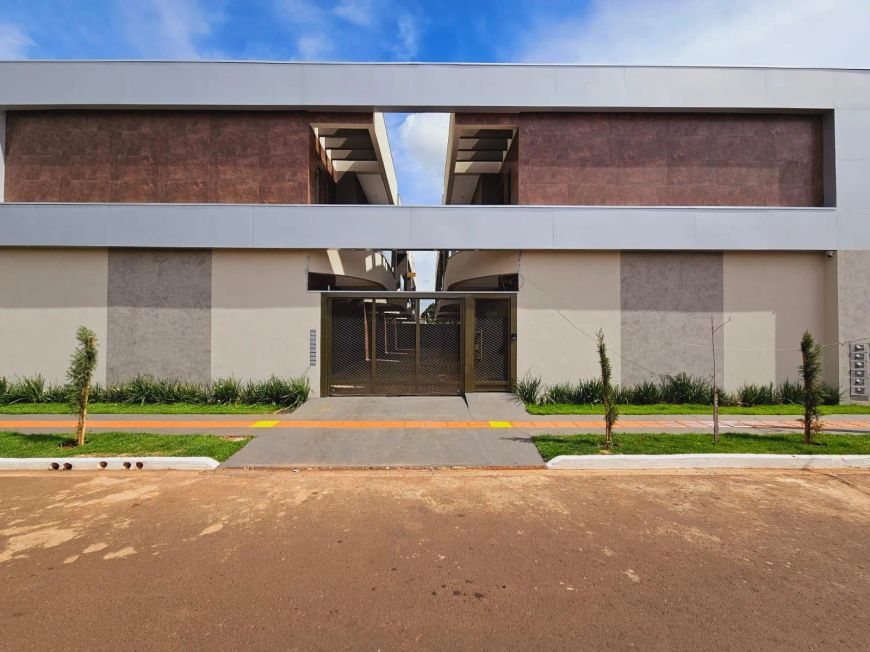 Sobrado em condomínio no Rita Vieira