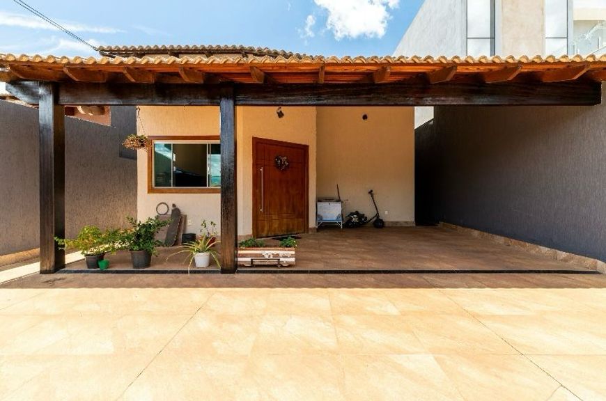LINDA CASA EM VICENTE PIRES