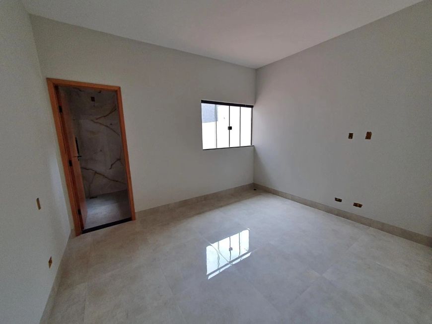 Nova Lima Linda casa com ótimo acabamento.