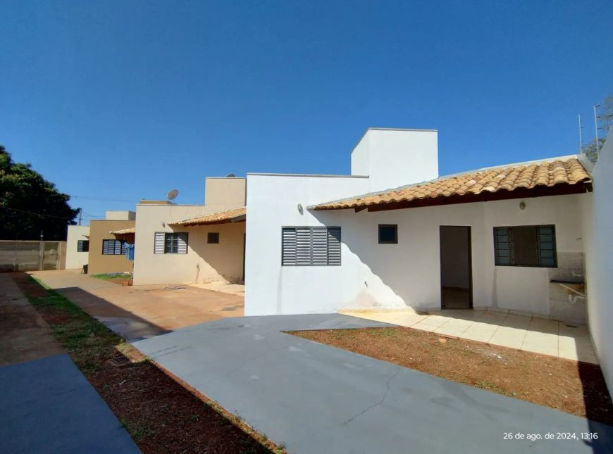 Linda casa no Jardim Colúmbia - Campo Grande - MS