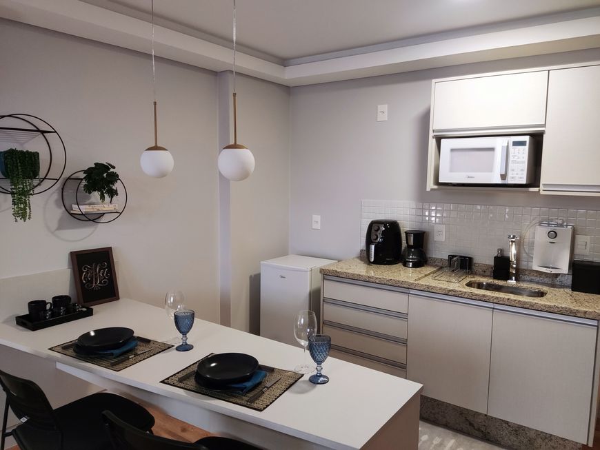 Flat à Venda ou Locação: 34 m² com Cozinha Integrada e Garagem