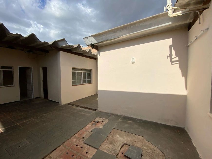 Oportunidade - Casa Vila prox a Julho de Castilho