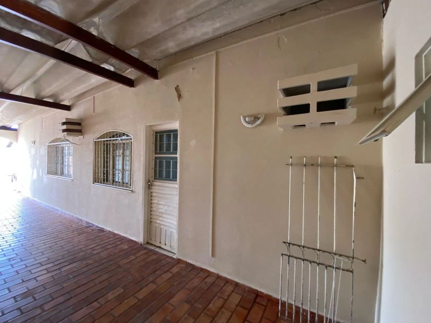 Oportunidade - Casa Vila prox a Julho de Castilho