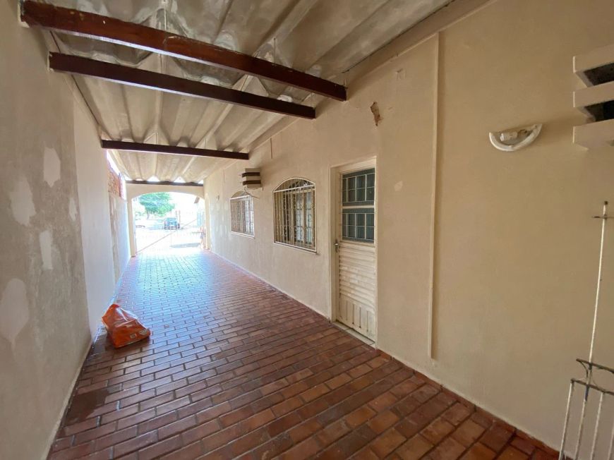 Oportunidade - Casa Vila prox a Julho de Castilho