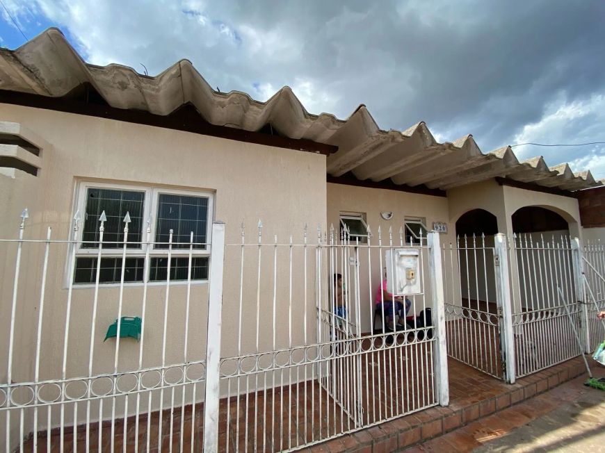 Oportunidade - Casa Vila prox a Julho de Castilho