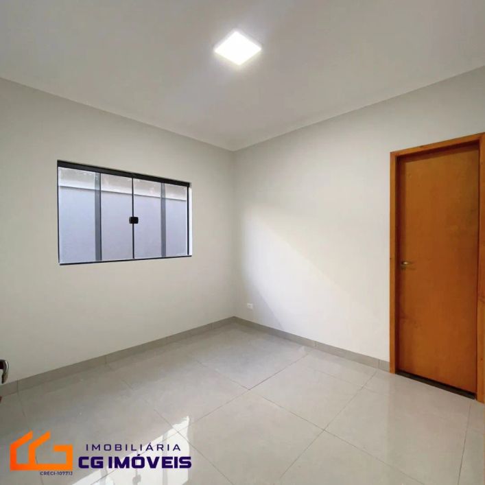 LINDA CASA COM 3 QUAARTOS PROJETO MODERNO