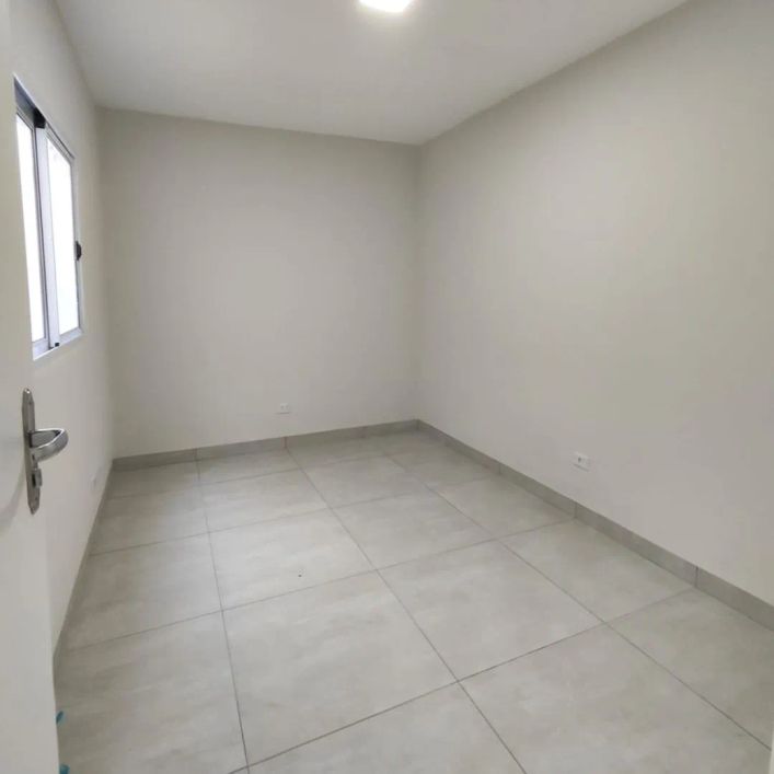 casa com suite e churrasqueira