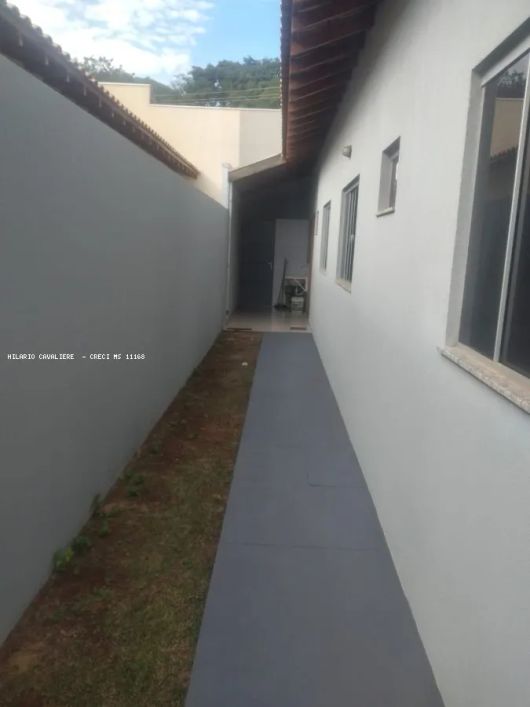 Casa para Venda em Campo Grande, Vila Morumbi, 3 dormitórios, 1 suíte, 2 banheiros