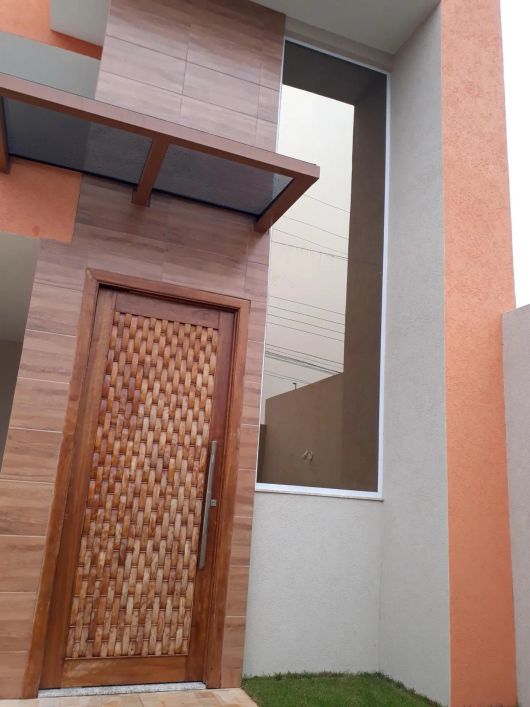 Imóvel para venda possui 289 metros quadrados com 3 quartos em Vila Nascente - Campo Grande - MS