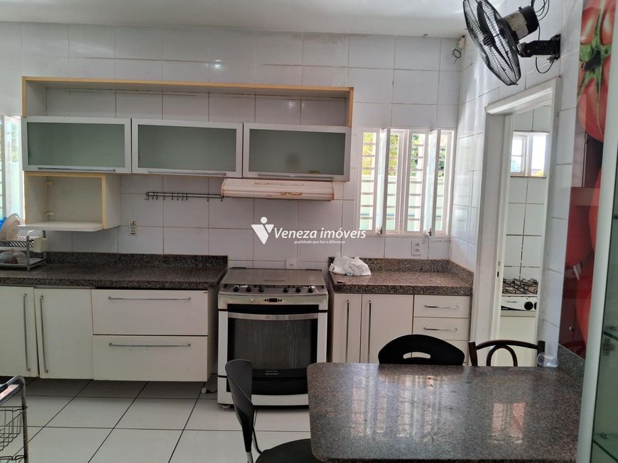 Casa Comercial no Bairro Santa Isabel para aluguel
