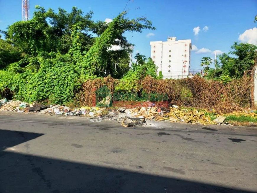 Terreno para alugar com 3.200,00 metros quadrados no PIO XII - Teresina - Piauí