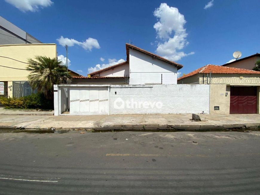 Casa para alugar, 183 m² por R$ 5.000,00/mês - Centro - Teresina/PI