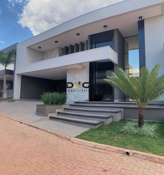DESFRUTE DE SOFISTICAÇÃO E CONFORTO: CASA DE ALTO PADRÃO EM ARNIQUEIRAS COM VAGA DE GARAGEM EM CONDO