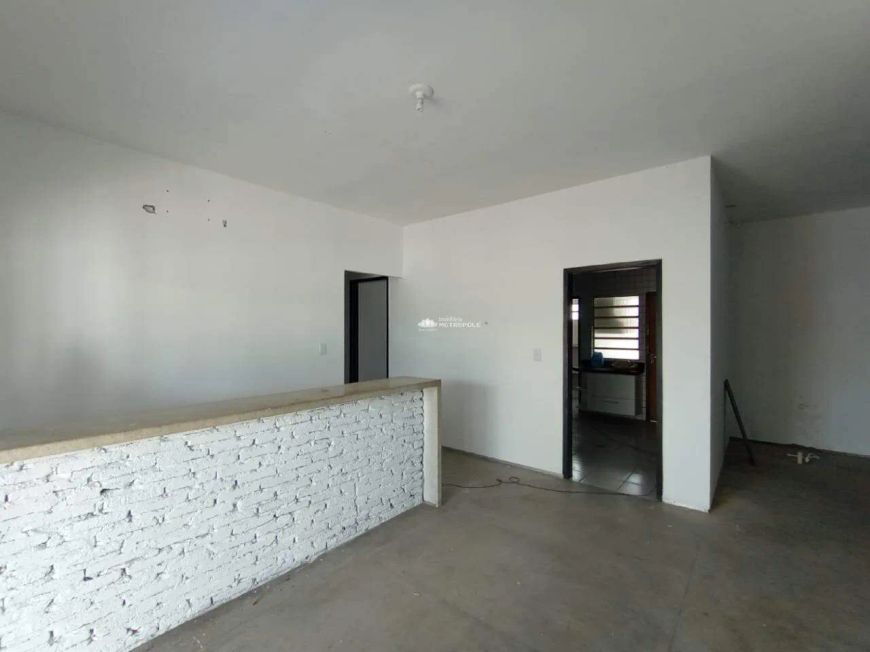 CASA COMERCIAL-BAIRRO: PLANALTO ININGA
