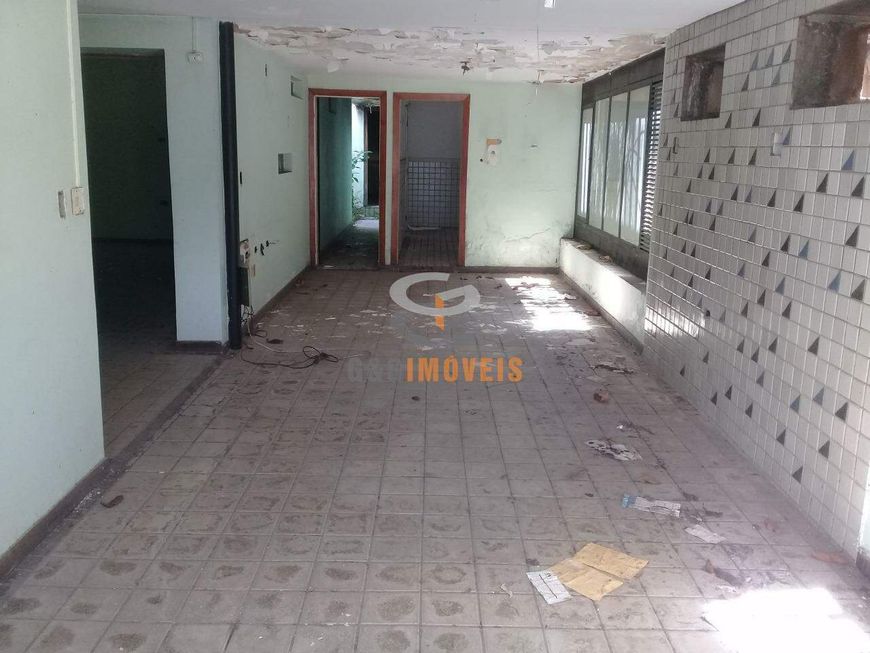Prédio comercial no centro