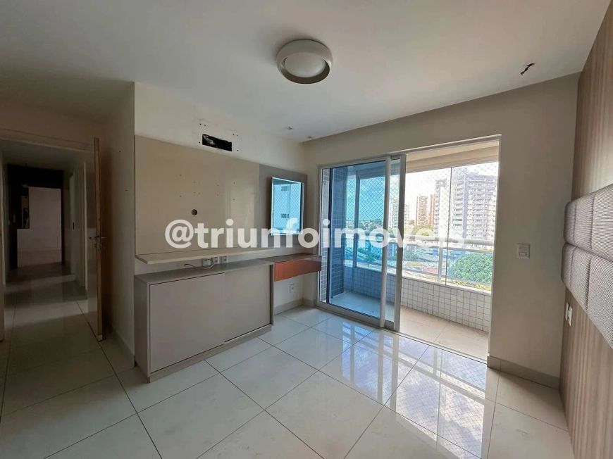 Apartamento a venda no Horto Florestal com 3 Quartos TR206120 THE -10N52KQ