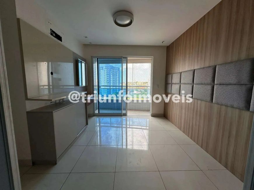 Apartamento a venda no Horto Florestal com 3 Quartos TR206120 THE -10N52KQ