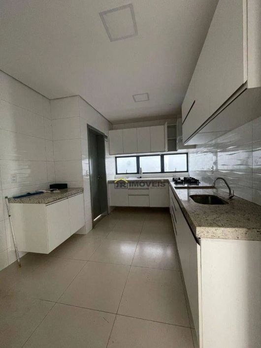 Casa com 4 dormitórios para alugar, no Terras Alphaville Teresina
