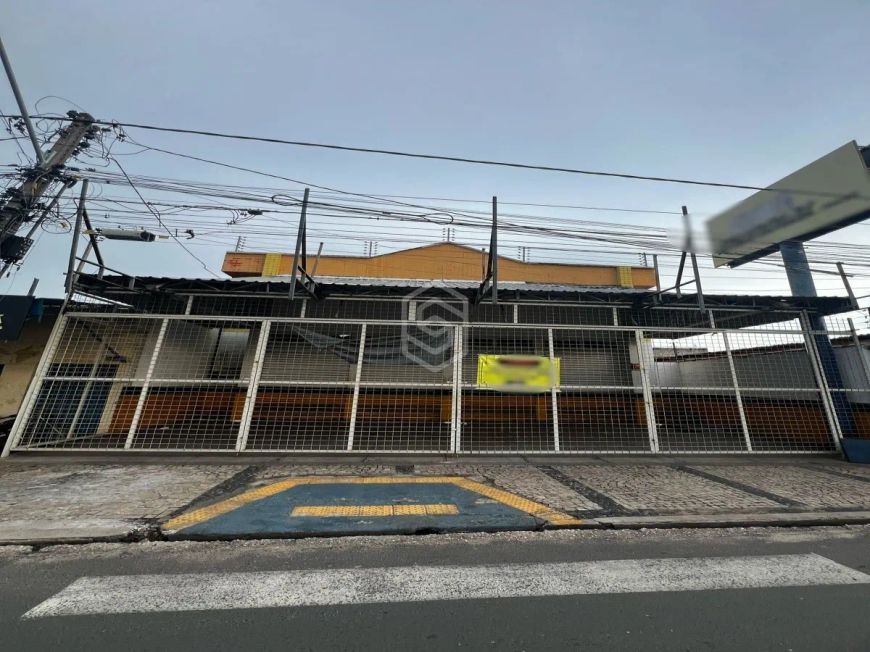 GALPÃO COMERCIAL NA AV MIGUEL ROSA