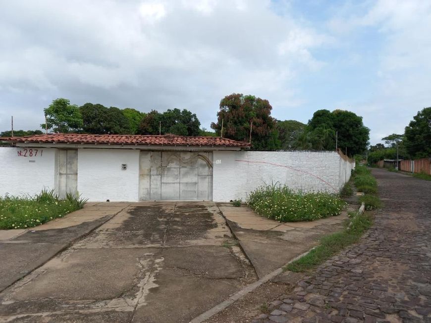 Casa Comercial
