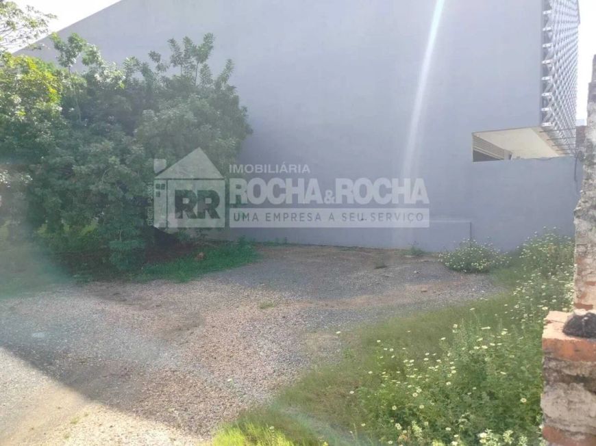Terreno para alugar com 684,00 metros quadrados no CENTRO - Teresina - Piauí