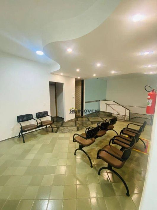 Ponto comercial com 10 salas disponível para aluguel por R$ 40.000/mês