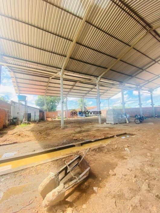 Galpão para alugar por R$ 30.000/mês - Santo Antônio - Teresina/PI