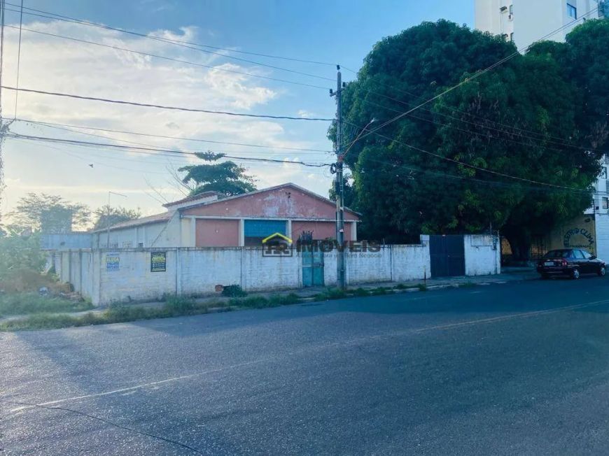 Casa comercial disponível para aluguel - Joquei