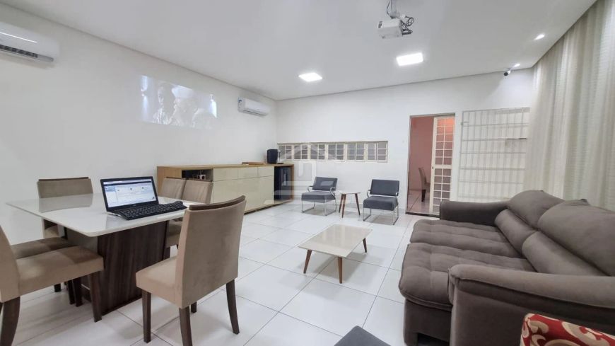 Casa a venda na Morada do Sol com 03 Quartos TR565788 THE - V8ATB6