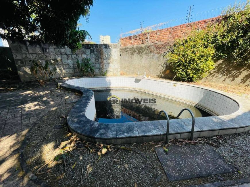 Casa com 4 dormitórios para alugar, 1200 m² por R$ 8.000,00/mês - Frei Serafim - Teresina/PI