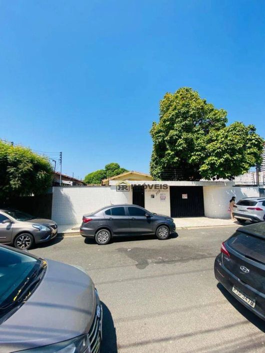 Casa com 6 dormitórios para alugar, 320 m² por R$ 8.000/mês - Jóquei - Teresina/PI