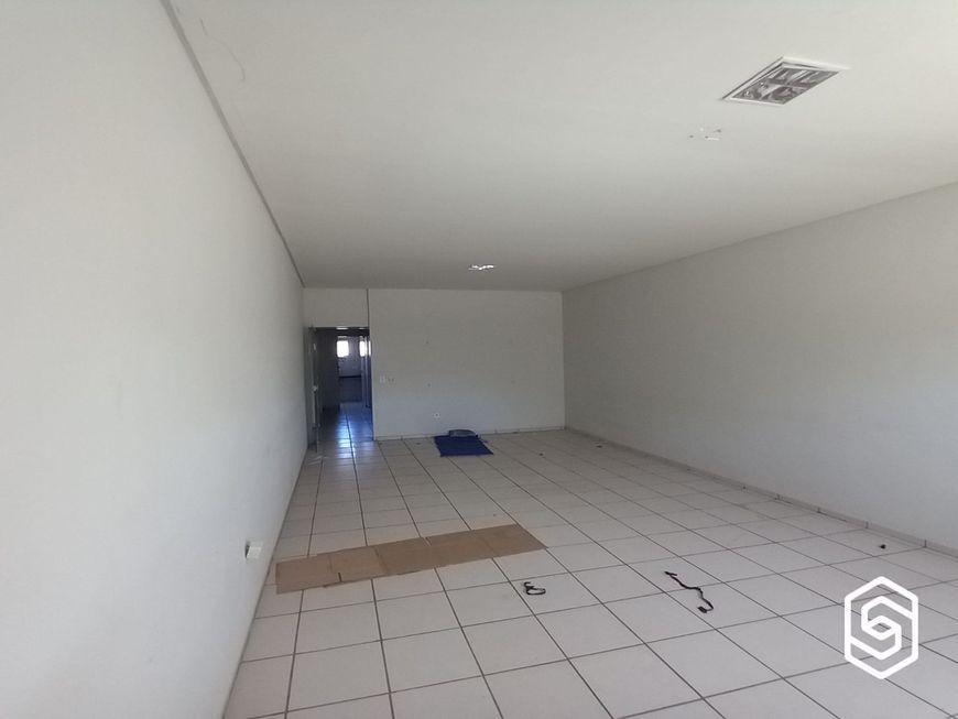 (2865)-Galpão/Depósito/Armazém para aluguel possui 4000 metros quadrados em Santa Cruz - Teresina-PI